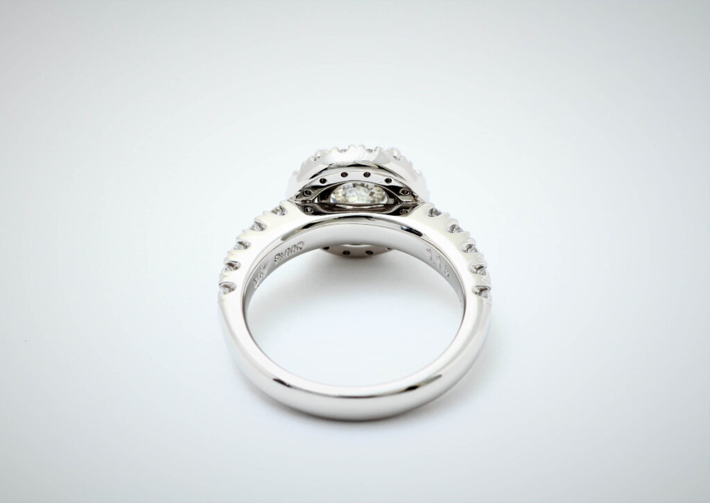 内山信二さんの婚約指輪が完成！