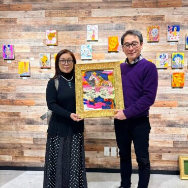 世界的アーティストの田中拓馬氏の絵画と共に年始のご挨拶